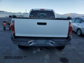 2008 Toyota Tacoma PreRunner with VIN 3TMKU72N98M015653, listed as a Copart auction lot 41821325 with 221,568 mi miles and Salvage title. Bid and sale history available at DreamBid. Image 6.