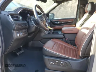 2023 GMC Yukon Denali Ultimate with VIN 1GKS2EKL5PR340438, listed as a Copart auction lot 43008615 with 8,747 mi miles and Salvage Title. Bid and sale history available at carsss.com. Image 7.