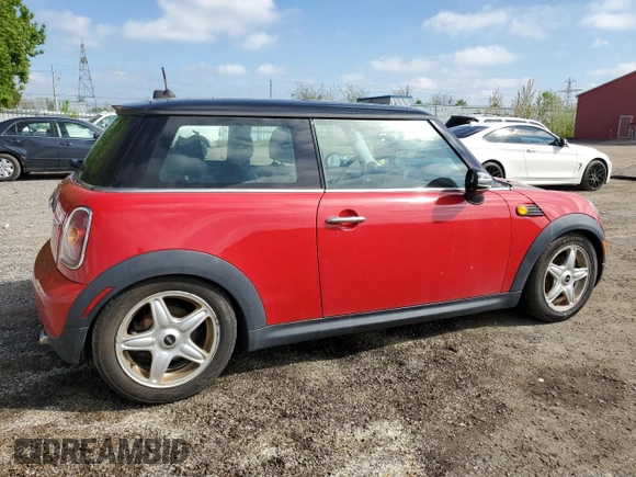 2010 MINI Hardtop с VIN WMWMF3C52ATZ65125, выставлен на аукционе Copart как лот 57271795 с пробегом Не указан миль и Чистый • Clean title. История ставок и продаж доступна на DreamBid. Изображение 3.