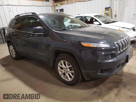 2018 Jeep Cherokee Latitude Plus z VIN 1C4PJMLX0JD582381, wystawiony jako Copart lot #59381715 z przebiegiem 120 004 mil mil oraz Szkoda całkowita • Salvage title. Historia ofert i sprzedaży dostępna na DreamBid. Obrazek 4.