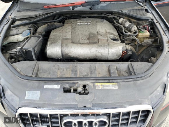 2011 Audi Q7 3.0L TDI Premium Plus with VIN WA1LMAFE4BD003077, listed as a Copart auction lot 86220764 with 171,116 mi miles and Clean Title. Bid and sale history available at carsss.com. Image 12.