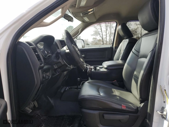 2019 Ram 2500 Tradesman with VIN 3C6UR5HJ6KG565716, listed as a Copart auction lot 44401325 with 113,785 mi miles and Salvage Title. Bid and sale history available at carsss.com. Image 7.