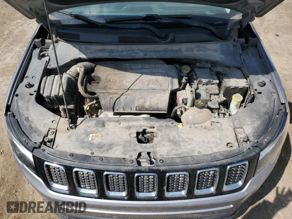 2018 Jeep Compass Latitude z VIN 3C4NJDBB1JT336317, wystawiony jako Copart lot #50824635 z przebiegiem 100 173 mil mil oraz Szkody całkowita. Historia ofert i sprzedaży dostępna na DreamBid. Obrazek 12.