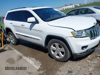 2013 Jeep Grand Cherokee Laredo с VIN 1C4RJFAG3DC649914, выставлен на аукционе IAAI как лот 42188501 с пробегом 193 243 миль миль и . История ставок и продаж доступна на DreamBid. Изображение 1.