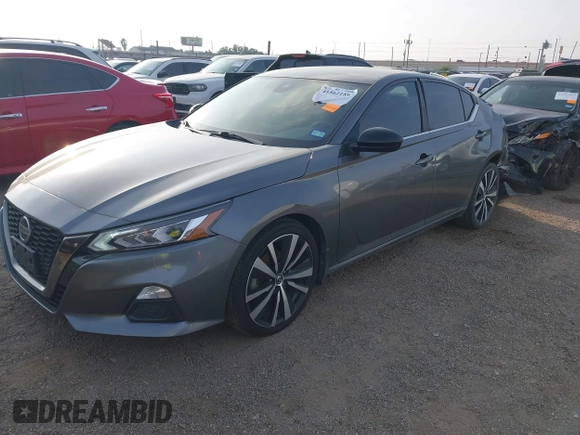 2021 Nissan Altima 2.5 SR with VIN 1N4BL4CV1MN342537, listed as a IAAI auction lot 41562189 with 68,467 mi miles. Bid and sale history available at carsss.com. Image 2.