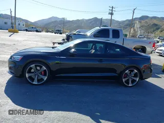 2019 Audi S5 Prestige z VIN WAUR4AF56KA058869, wystawiony jako IAAI lot #42239677 z przebiegiem 84 271 mil mil oraz . Historia ofert i sprzedaży dostępna na DreamBid. Obrazek 14.