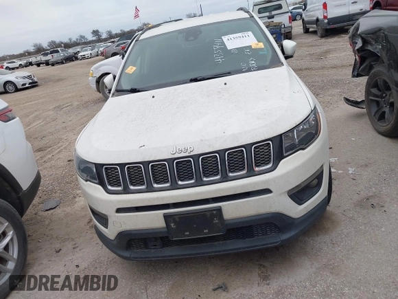 2019 Jeep Compass Latitude z VIN 3C4NJCBBXKT802046, wystawiony jako IAAI lot #41359411 z przebiegiem 82 747 mil mil oraz . Historia ofert i sprzedaży dostępna na DreamBid. Obrazek 6.