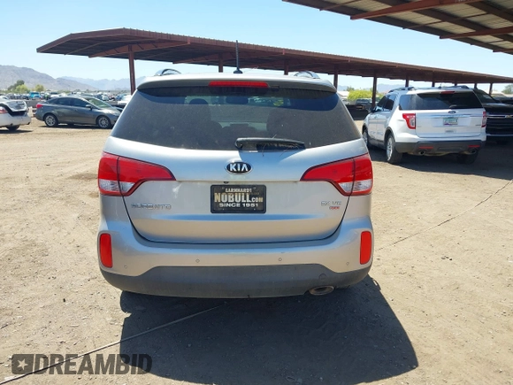 2014 Kia Sorento EX with VIN 5XYKUDA72EG543707, listed as a IAAI auction lot 42045776 with 83,700 mi miles. Bid and sale history available at carsss.com. Image 16.