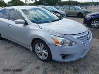 2013 Nissan Altima 2.5 SL with VIN 1N4AL3AP0DC143100, listed as a IAAI auction lot 41998585 with 102,564 mi miles. Bid and sale history available at carsss.com. Image 12.