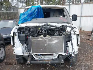2022 GMC Savana Cargo Van with VIN 1GTW7AFP4N1139243, listed as a IAAI auction lot 41519128 with 37,776 mi miles. Bid and sale history available at carsss.com. Image 6.