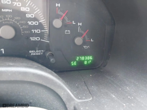 2003 Ford Expedition Special Service with VIN 1FMRU15W73LC55760, listed as a IAAI auction lot 41586829 with 278,386 mi miles. Bid and sale history available at carsss.com. Image 7.