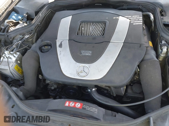 2006 Mercedes-Benz E-Class 3.5L with VIN WDBUF56J96A838185, listed as a IAAI auction lot 41981543 with 213,431 mi miles. Bid and sale history available at carsss.com. Image 10.