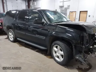 2007 Chevrolet Suburban LT with VIN 1GNFK163X7J176688, listed as a IAAI auction lot 41539285 with 149,751 mi miles. Bid and sale history available at carsss.com. Image 1.