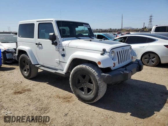 2012 Jeep Wrangler Arctic z VIN 1C4AJWBG4CL175580, wystawiony jako Copart lot #47866295 z przebiegiem 75 086 mil mil oraz Szkoda całkowita • Salvage title. Historia ofert i sprzedaży dostępna na DreamBid. Obrazek 4.
