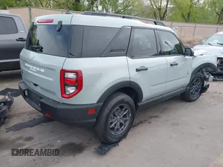 2024 Ford Bronco Sport Big Bend z VIN 3FMCR9B69RRE99592, wystawiony jako IAAI lot #42099227 z przebiegiem 3296 mil mil oraz . Historia ofert i sprzedaży dostępna na DreamBid. Obrazek 4.