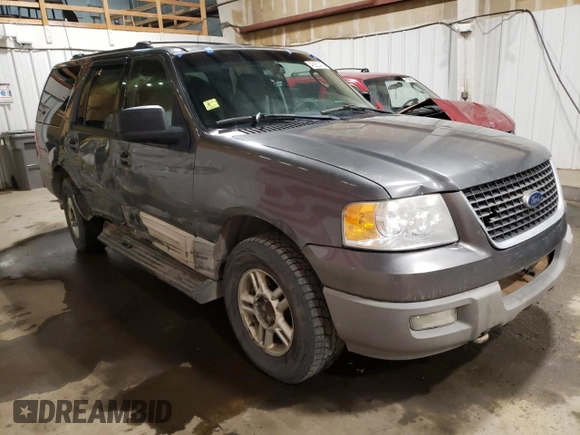 2003 Ford Expedition Special Service with VIN 1FMPU16L83LB70292, listed as a Copart auction lot 48253415 with 210,755 mi miles and Salvage Title. Bid and sale history available at carsss.com. Image 4.
