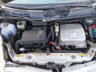 2005 Toyota Prius z VIN JTDKB20U353071619, wystawiony jako IAAI lot #42386134 z przebiegiem Nie podano mil oraz . Historia ofert i sprzedaży dostępna na DreamBid. Obrazek 10.