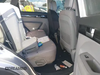 2014 Kia Sorento LX with VIN 5XYKT3A65EG434405, listed as a IAAI auction lot 41755440 with 154,019 mi miles. Bid and sale history available at carsss.com. Image 8.