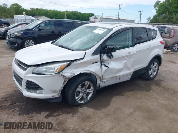 2016 Ford Escape SE z VIN 1FMCU9GX3GUB85250, wystawiony jako IAAI lot #42322056 z przebiegiem 187 833 mil mil oraz . Historia ofert i sprzedaży dostępna na DreamBid. Obrazek 2.