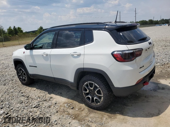 2025 Jeep Compass Trailhawk с VIN 3C4NJDDN6ST522993, выставлен на аукционе Copart как лот 62608575 с пробегом 9 714 миль миль и Чистый • Clean title. История ставок и продаж доступна на DreamBid. Изображение 2.