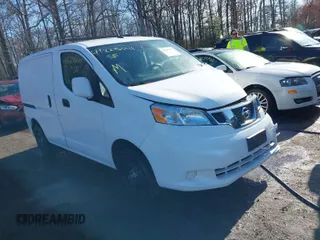 2017 Nissan NV200 SV z VIN 3N6CM0KN6HK701945, wystawiony jako IAAI lot #41825041 z przebiegiem 129 132 mil mil oraz . Historia ofert i sprzedaży dostępna na DreamBid. Obrazek 1.