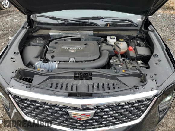 2024 Cadillac XT4 AWD Premium Luxury z VIN 1GYFZDR43RF158687, wystawiony jako Copart lot #44529515 z przebiegiem 20 754 mil mil oraz Czysty tytuł • Clean title. Historia ofert i sprzedaży dostępna na DreamBid. Obrazek 12.
