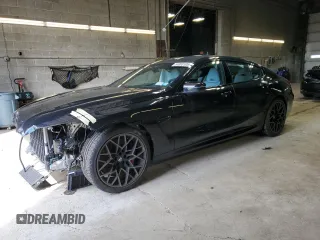 2024 BMW M8 Competition z VIN WBSGV0C0XRCN99229, wystawiony jako Copart lot #54893105 z przebiegiem 17 469 mil mil oraz Szkoda całkowita • Salvage title. Historia ofert i sprzedaży dostępna na DreamBid. Obrazek 1.