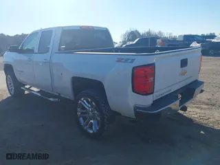 2017 Chevrolet Silverado 1500 LT with VIN 1GCVKREC2HZ168267, listed as a IAAI auction lot 41701427 with 84,614 mi miles. Bid and sale history available at carsss.com. Image 3.