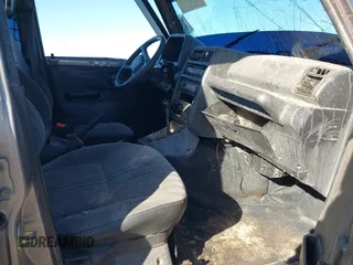 1995 Suzuki Sidekick JX z VIN 2S3TD03V3S6406536, wystawiony jako IAAI lot #40878592 z przebiegiem 253 055 mil mil oraz . Historia ofert i sprzedaży dostępna na DreamBid. Obrazek 5.