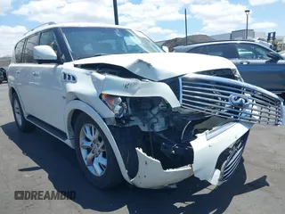 2014 Infiniti QX80 z VIN JN8AZ2NE2E9064865, wystawiony jako IAAI lot #42257893 z przebiegiem 240 620 mil mil oraz . Historia ofert i sprzedaży dostępna na DreamBid. Obrazek 1.