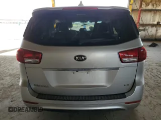 2017 Kia Sedona LX with VIN KNDMB5C17H6226445, listed as a Copart auction lot 52016445 with 173,136 mi miles and Salvage Title. Bid and sale history available at carsss.com. Image 6.