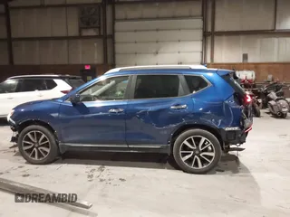 2019 Nissan Rogue SL with VIN 5N1AT2MV6KC784646, listed as a IAAI auction lot 41359980 with 99,507 mi miles. Bid and sale history available at carsss.com. Image 15.