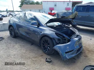 2022 Tesla Model Y Long Range z VIN 7SAYGDEE8NF443194, wystawiony jako IAAI lot #42259205 z przebiegiem 38 540 mil mil oraz . Historia ofert i sprzedaży dostępna na DreamBid. Obrazek 1.