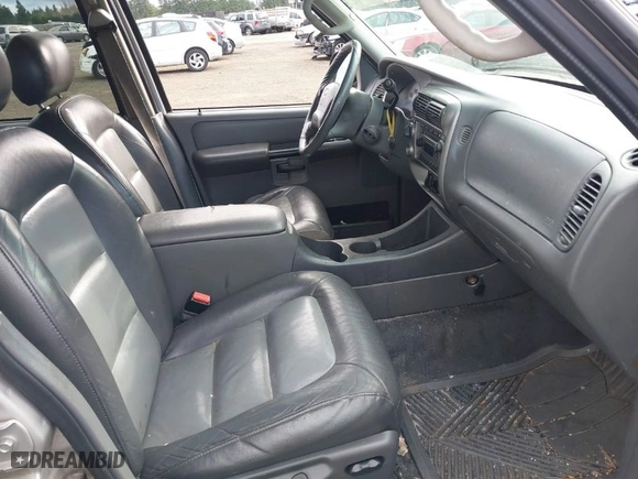 2005 Ford Explorer Sport Trac XLS with VIN 1FMZU77K45UA52772, listed as a IAAI auction lot 41696791 with 1 mi miles. Bid and sale history available at carsss.com. Image 5.