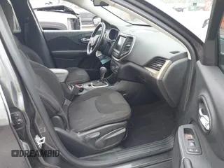 2016 Jeep Cherokee Latitude с VIN 1C4PJLCB2GW362820, выставлен на аукционе IAAI как лот 42432734 с пробегом 137 325 миль миль и . История ставок и продаж доступна на DreamBid. Изображение 5.