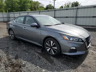 2021 Nissan Altima SV with VIN 1N4BL4DV3MN408021, listed as a Copart auction lot 57078765 with 47,456 mi miles and Salvage title. Bid and sale history available at DreamBid. Image 4.