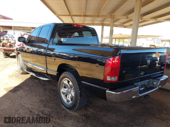 2005 Dodge 1500 SLT with VIN 1D7HA18D75S272401, listed as a IAAI auction lot 42122463 with 207,624 mi miles. Bid and sale history available at carsss.com. Image 3.
