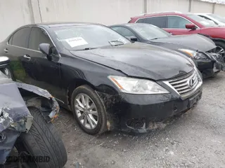 2012 Lexus ES 350 with VIN JTHBK1EGXC2510541, listed as a IAAI auction lot 41986440 with 106,200 mi miles. Bid and sale history available at carsss.com. Image 1.