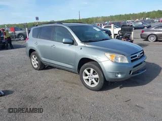 2008 Toyota RAV4 Ltd with VIN JTMBD31V686055134, listed as a IAAI auction lot 42075600 with 178,382 mi miles. Bid and sale history available at carsss.com. Image 1.