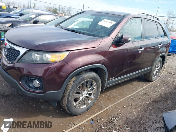 2011 Kia Sorento EX with VIN 5XYKUDA2XBG131874, listed as a IAAI auction lot 41901492 with 170,179 mi miles. Bid and sale history available at carsss.com. Image 21.