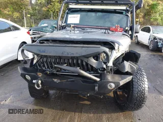 2016 Jeep Wrangler Unlimited 75th Anniversary with VIN 1C4HJWEGXGL149548, listed as a IAAI auction lot 41918007 with 254,655 mi miles. Bid and sale history available at carsss.com. Image 6.