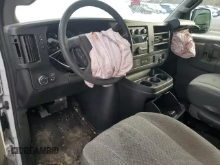 2019 Chevrolet Express Passenger LT с VIN 1GAZGPFG6K1214321, выставлен на аукционе Copart как лот 41398235 с пробегом 109 557 миль миль и Списание • Salvage title. История ставок и продаж доступна на DreamBid. Изображение 8.