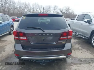 2017 Dodge Journey Crossroad Plus z VIN 3C4PDCGG6HT544668, wystawiony jako IAAI lot #40387483 z przebiegiem 61 712 mil mil oraz . Historia ofert i sprzedaży dostępna na DreamBid. Obrazek 17.