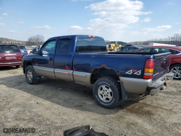 2000 Chevrolet Silverado 1500 LS with VIN 2GCEK19T4Y1399143, listed as a Copart auction lot 52806905 with 180,477 mi miles and Non Repairable. Bid and sale history available at carsss.com. Image 2.