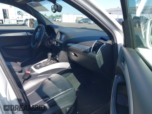 2012 Audi Q5 Premium Plus z VIN WA1DKBFP6CA108143, wystawiony jako IAAI lot #42224140 z przebiegiem 112 557 mil mil oraz . Historia ofert i sprzedaży dostępna na DreamBid. Obrazek 5.