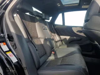 2018 Lexus LS 500 z VIN JTHC51FF2J5003985, wystawiony jako Copart lot #54126835 z przebiegiem 34 247 mil mil oraz Szkody całkowita. Historia ofert i sprzedaży dostępna na DreamBid. Obrazek 10.