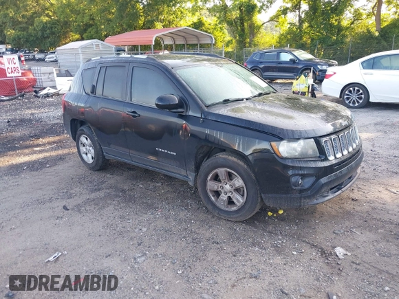 2016 Jeep Compass Latitude with VIN 1C4NJCEA2GD666544, listed as a IAAI auction lot 42549168 with 49,567 mi miles and . Bid and sale history available at DreamBid. Image 1.