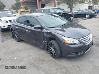 2015 Nissan Sentra SV z VIN 3N1AB7AP8FL693496, wystawiony jako IAAI lot #42349593 z przebiegiem 77 514 mil mil oraz . Historia ofert i sprzedaży dostępna na DreamBid. Obrazek 1.