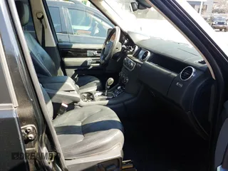 2012 Land Rover LR4 HSE with VIN SALAG2D49CA623150, listed as a Copart auction lot 49126865 with 171,970 mi miles and Clean title. Bid and sale history available at DreamBid. Image 5.