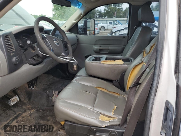 2007 Chevrolet Silverado 1500 LT w/1LT with VIN 1GCEC19087Z561266, listed as a Copart auction lot 68444634 with 283,996 mi miles and Salvage Title. Bid and sale history available at carsss.com. Image 7.